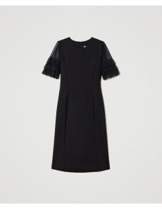 Abito con maniche in tulle...